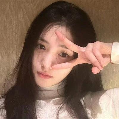 怪笑少女